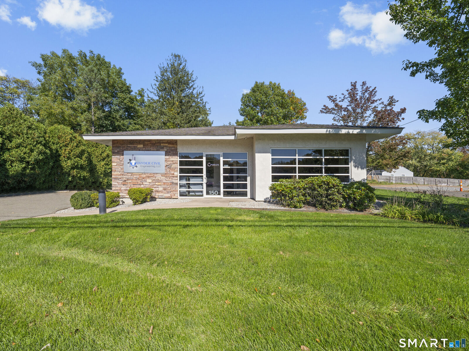 Property Photo:  150 Marlborough Street  CT 06480 
