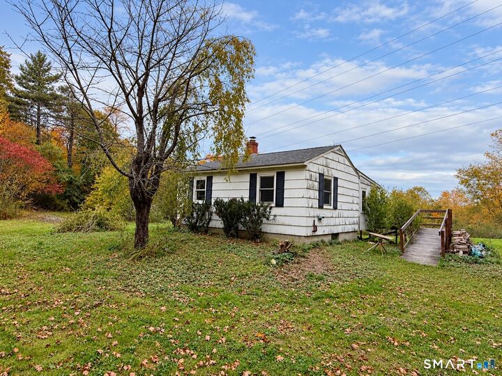 Property Photo: 738 North Street CT 06756