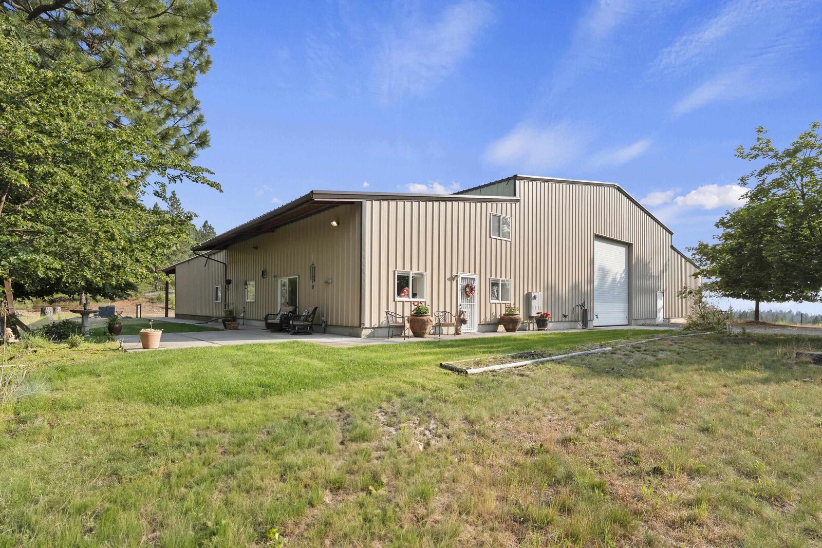 Property Photo:  10718 S Mica Vista Ln Ln  WA 99023 