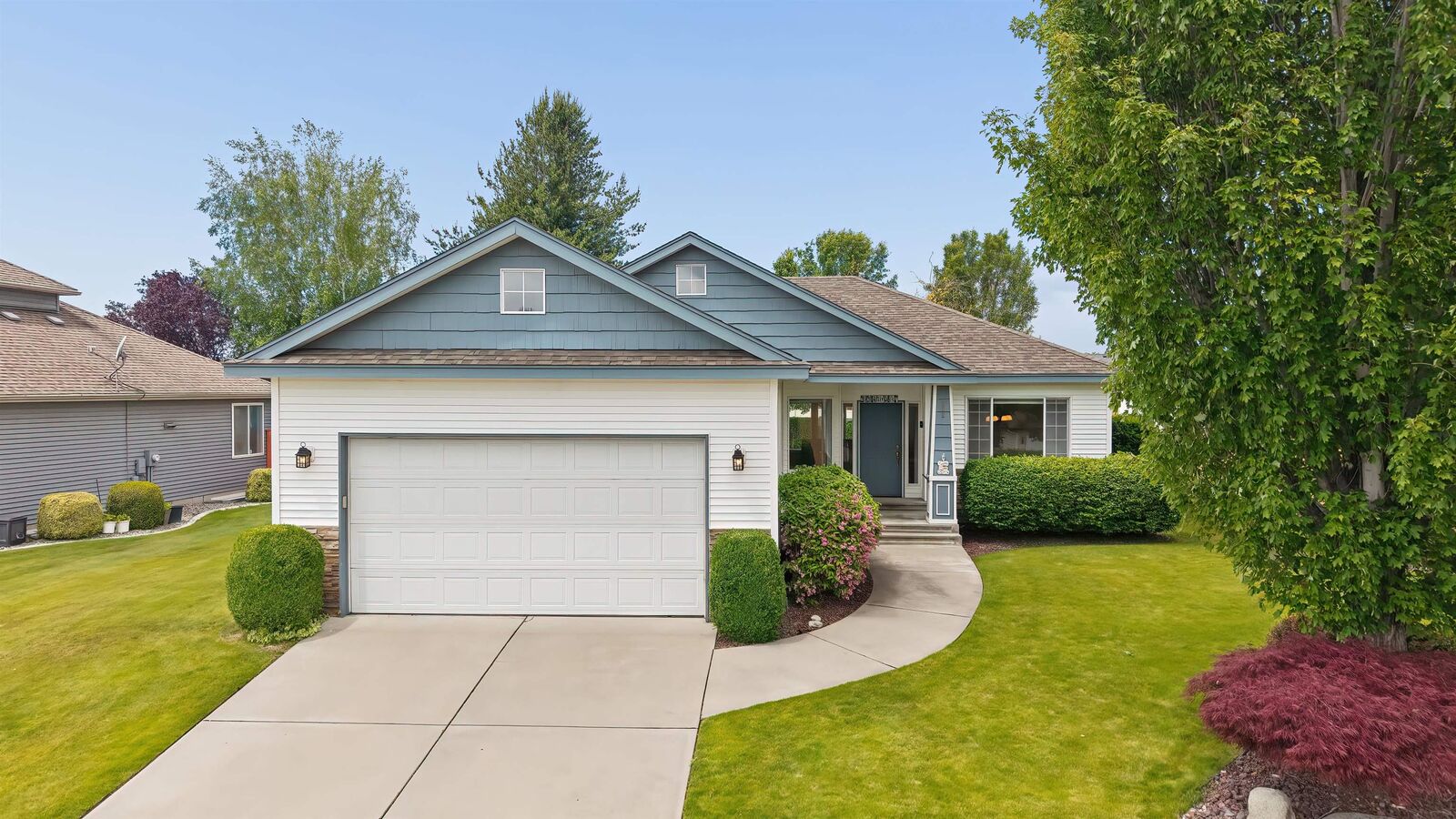 Property Photo:  522 S Shelley Lake Ln  WA 99037 