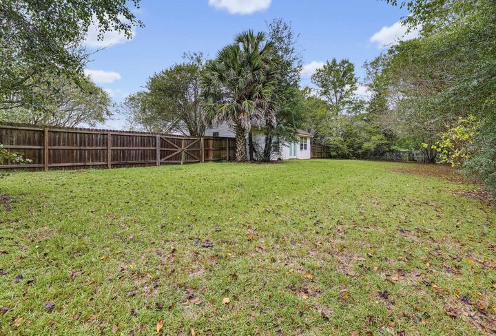 Property Photo:  5390 Pedrick Crossing Drive  FL 32317 