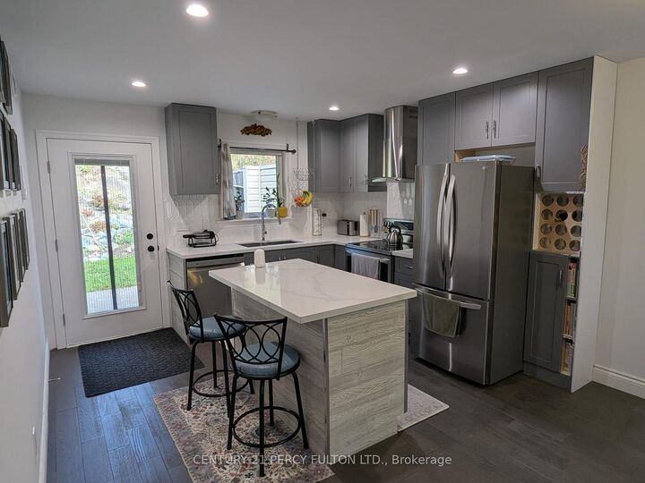 Property Photo: 96 Livingstone Street ON K0K 2K0