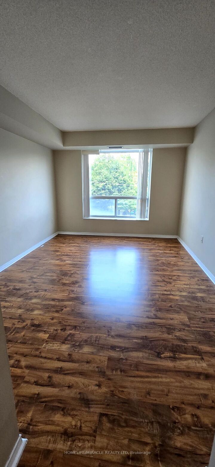 Property Photo: 18 Pemberton Avenue 306 ON M2M 4K9
