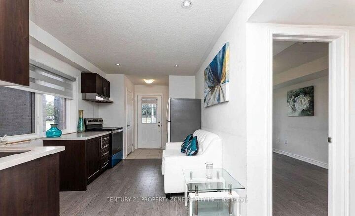 Property Photo: 39 Hashmi Place ON L6Y 6K1