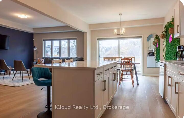 Property Photo: 5 Wilson Court ON L2V 4Z8