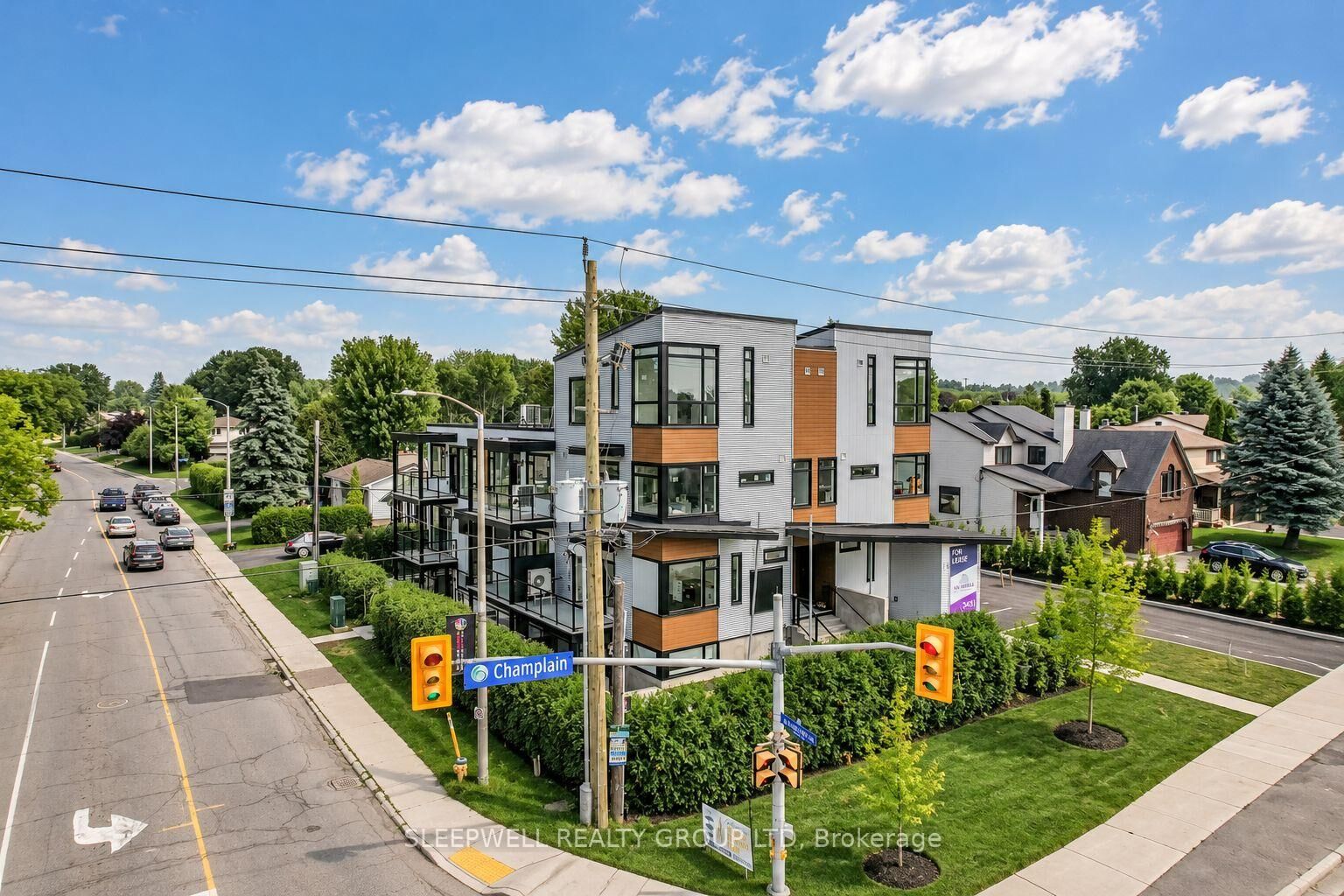 Property Photo: 845 Champlain Street 9 ON K1C 1K3