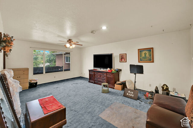 Property Photo: 7981 S Temple Dr W UT 84088