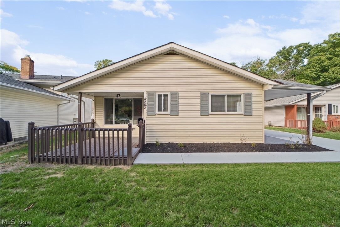 Property Photo:  4262 W 181st Street  OH 44135 