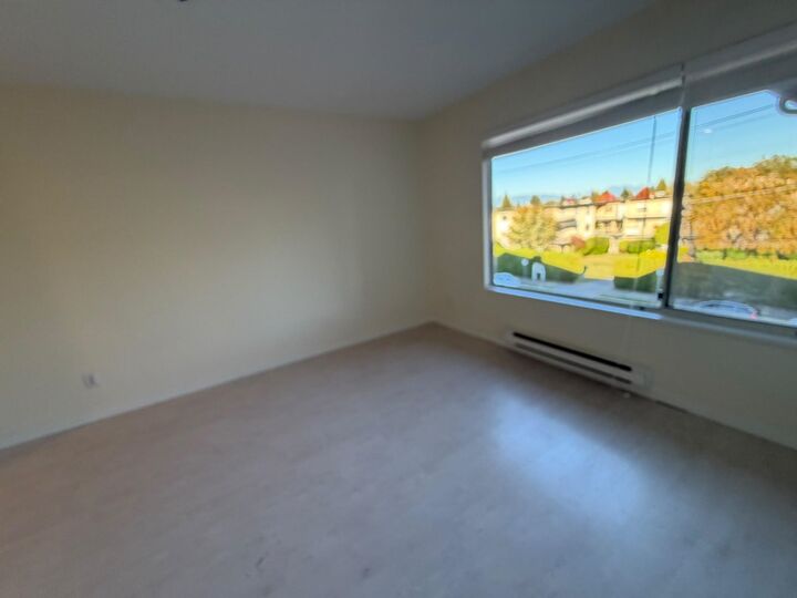 Property Photo:  6939 Gilley Avenue 317  BC V5J 4W8 