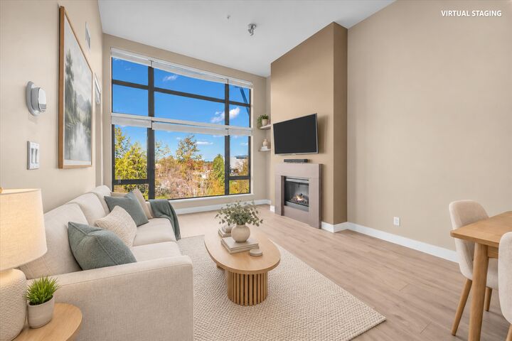 Property Photo:  14100 Riverport Way 404  BC V6W 1M3 