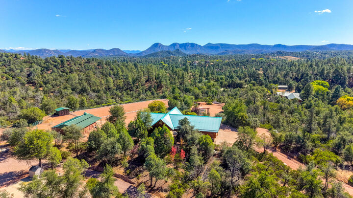 Property Photo:  801 N Chaparral Pines Drive  AZ 85541 