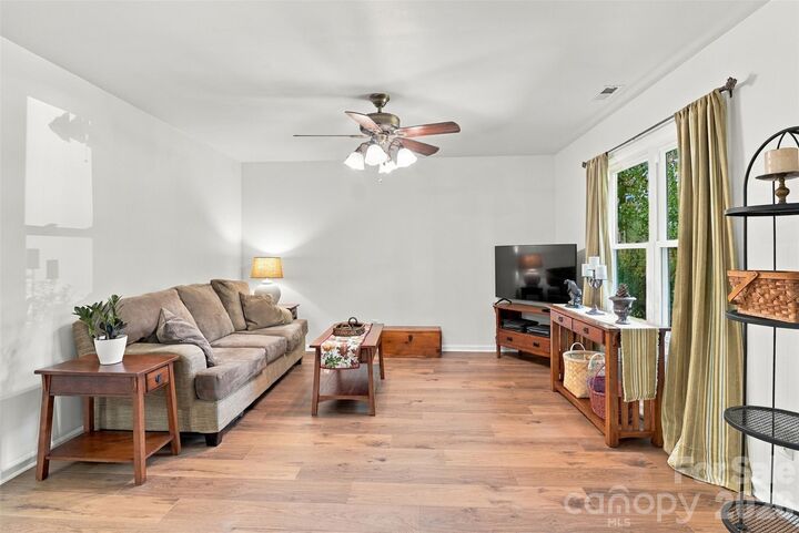 Property Photo:  625 Wagner Circle  NC 28054 
