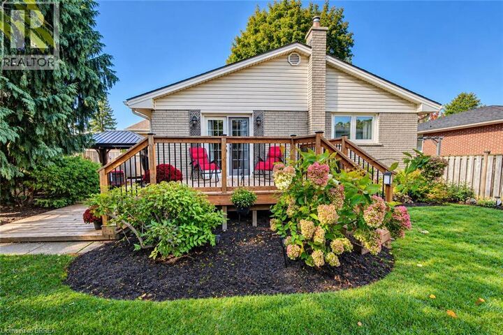 Property Photo:  22 Marshall Street  ON N3R 3C9 