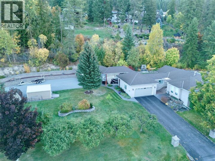 Property Photo:  1334 8th Avenue North  BC V0B 1G6 