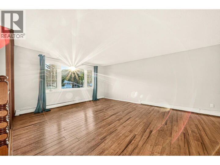Property Photo:  407 Maple Street  BC V0B 2G0 