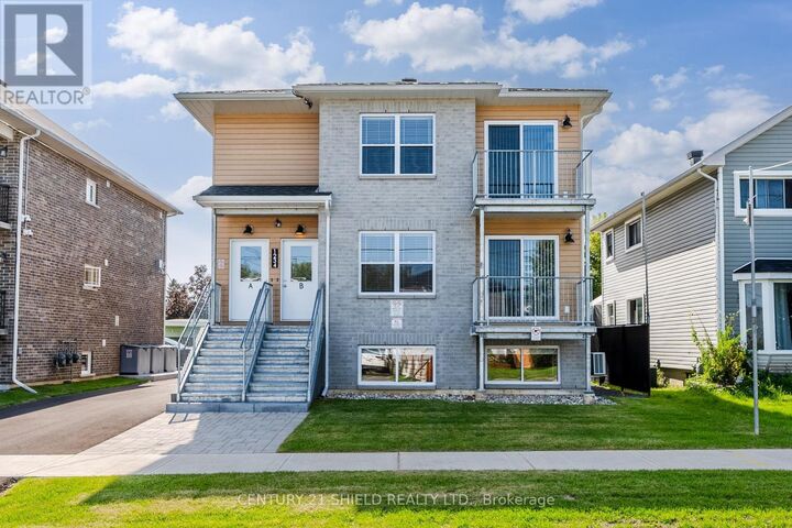 Property Photo:  1234 Cumberland Street A  ON K6J 4K5 