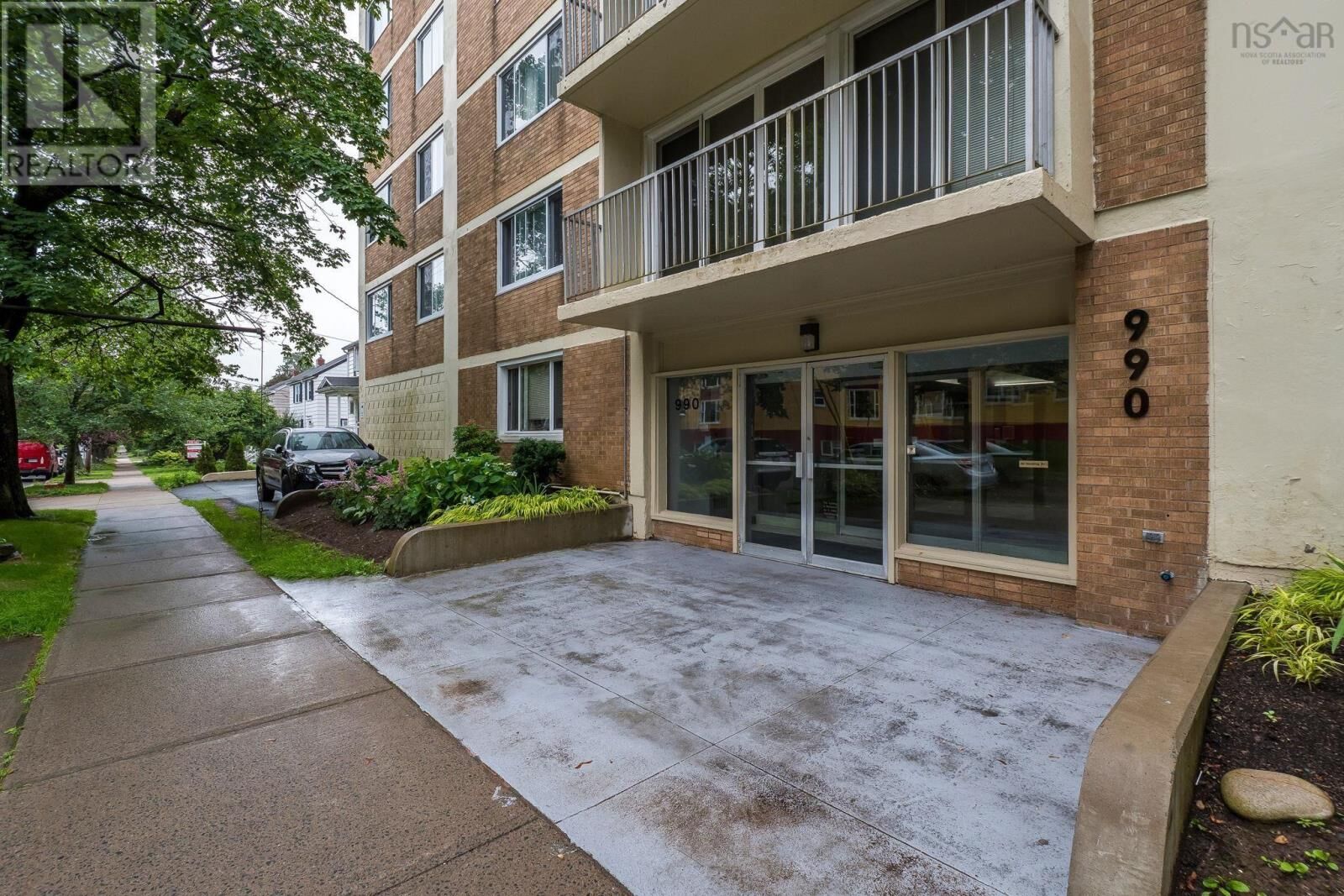 Property Photo:  990 McLean Street 502  NS B3H 2V1 