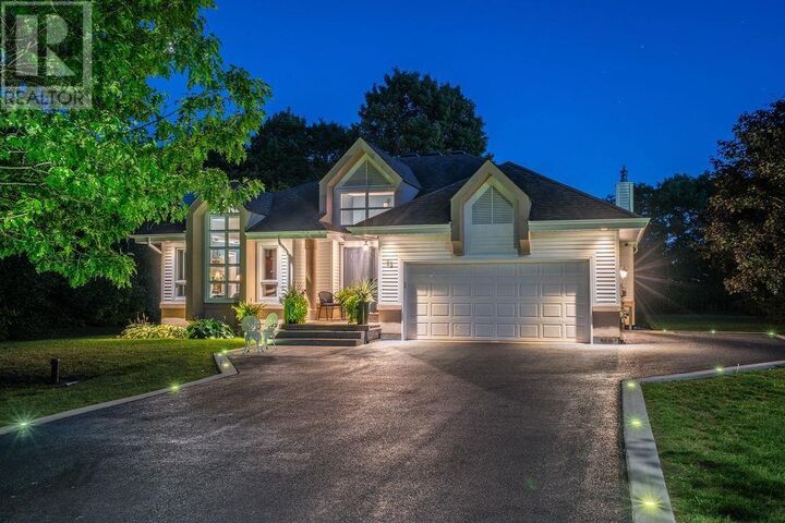 Photo de la propriété:  63 Mount Pleasant Ct  ON P6A 5K8 