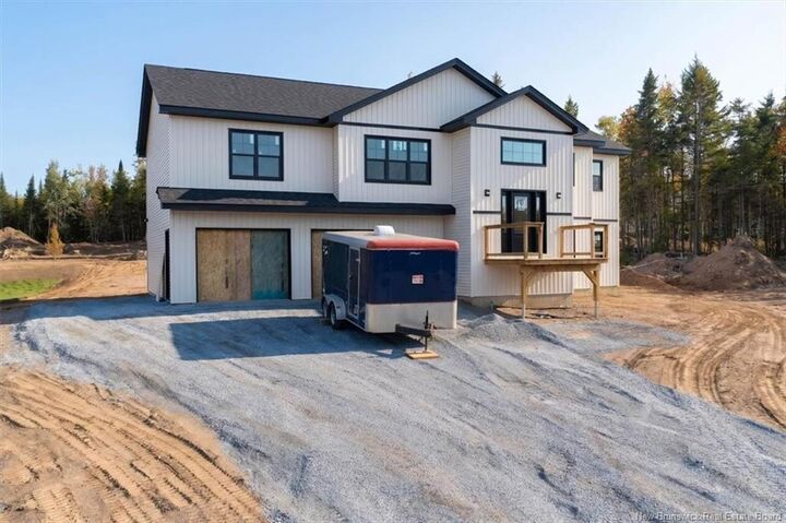 Property Photo:  47 Montana Drive  NB E2E 0W1 