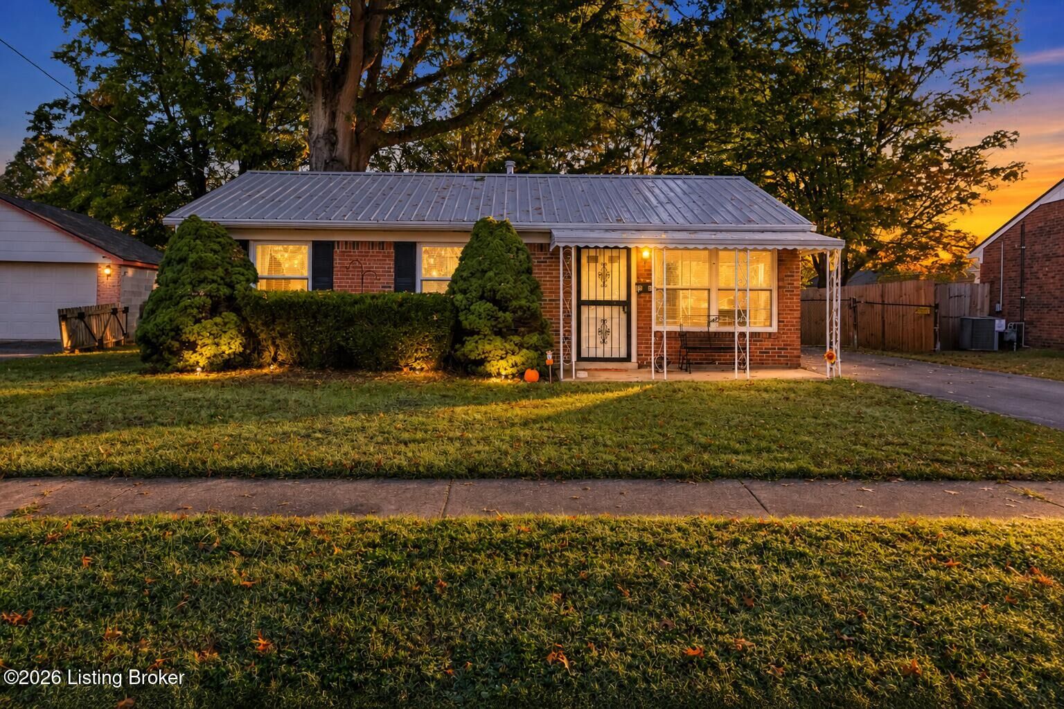 Property Photo:  5005 Railroad Ave  KY 40258 