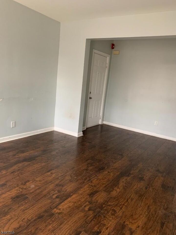 Property Photo:  1301 S 2nd St B  NJ 07063 