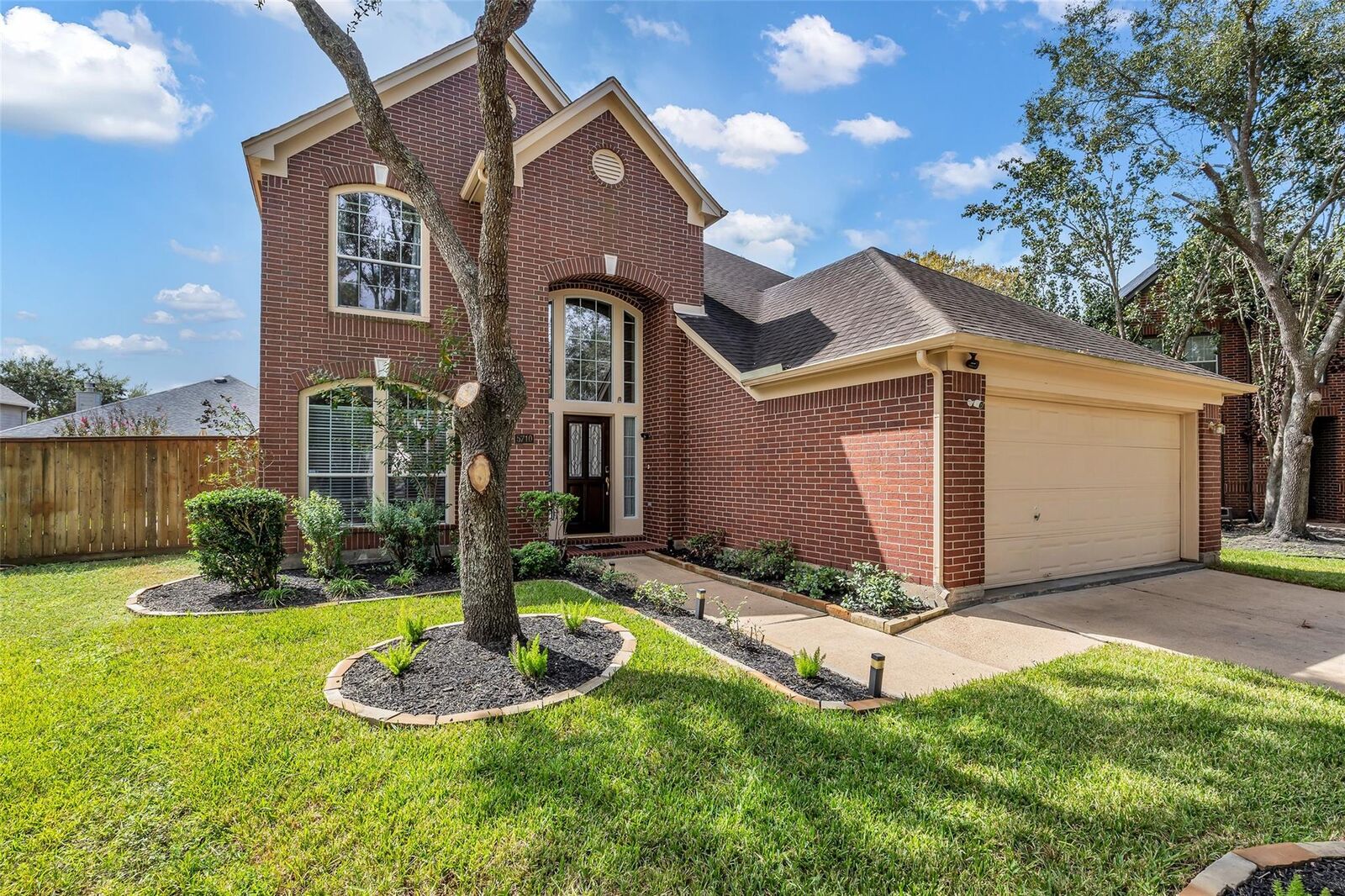 Property Photo: 5710 Rose Hill Court TX 77583