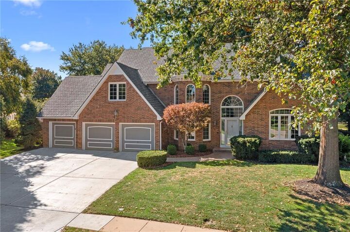 Property Photo:  12808 Sherwood Drive  KS 66209 