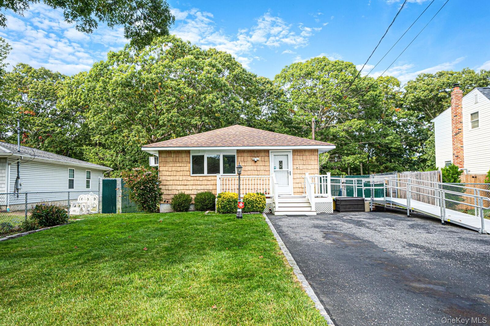 Property Photo:  87 Somerset Avenue  NY 11950 