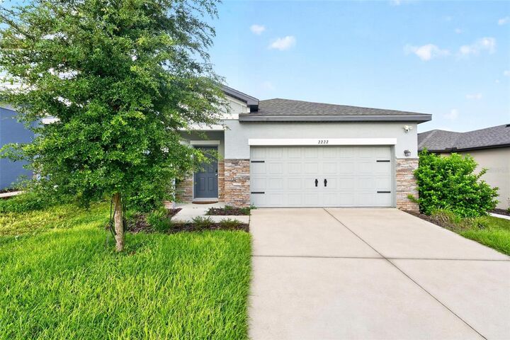 Property Photo: 2222 Hemingway Circle FL 34736