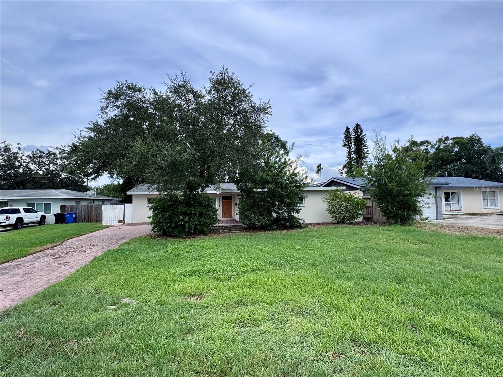 Property Photo:  3701 Shore Acres Boulevard NE  FL 33703 