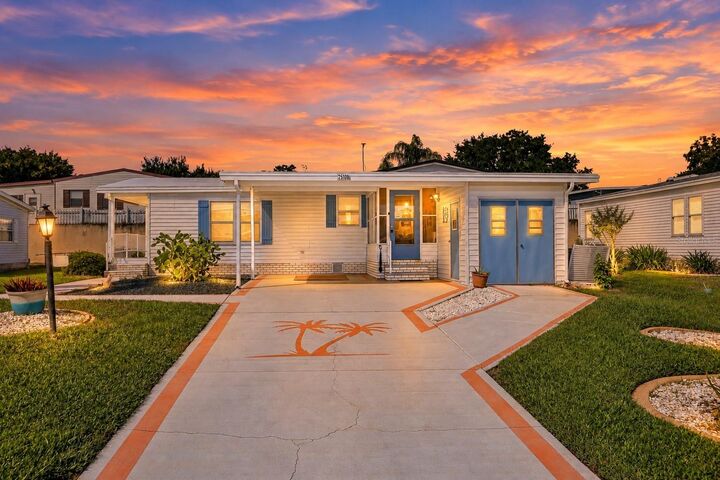 Property Photo:  25109 Clifford Hill  FL 34748 