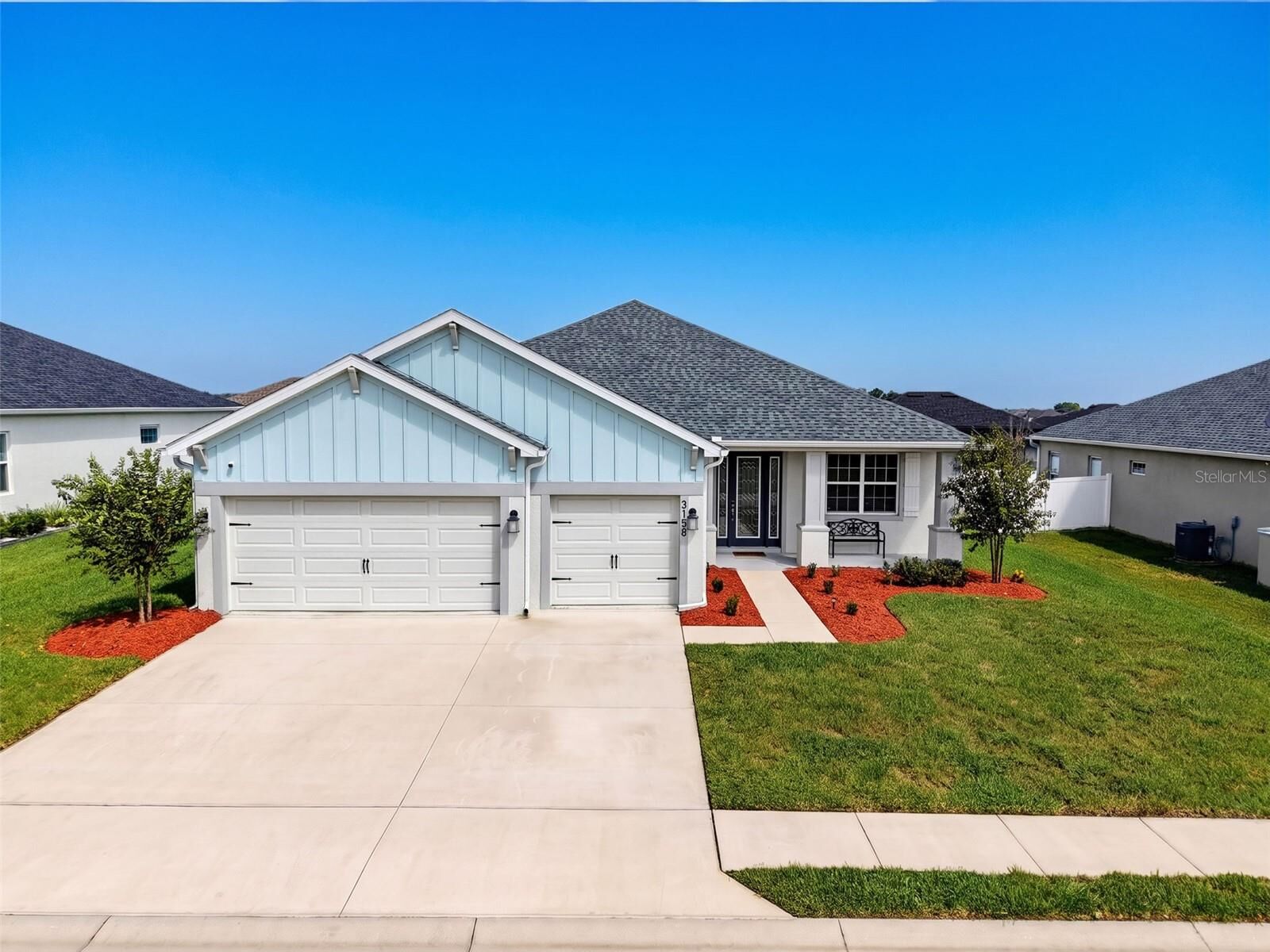 Property Photo:  3158 Kendal Way  FL 33813 