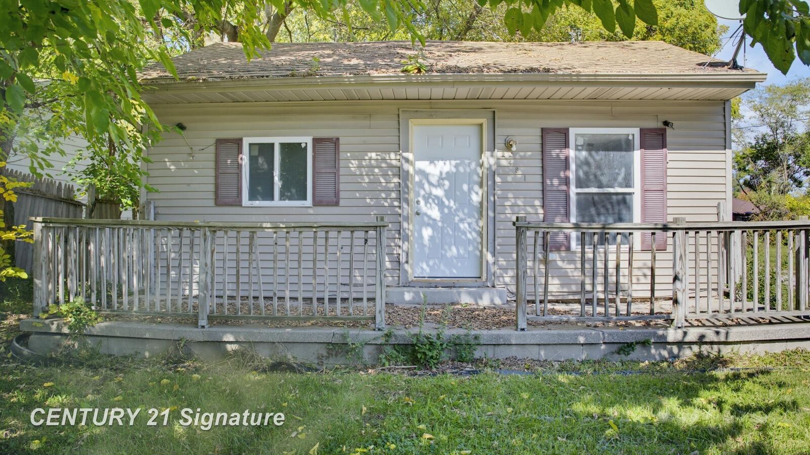 Property Photo:  2481 California Avenue  MI 48601 