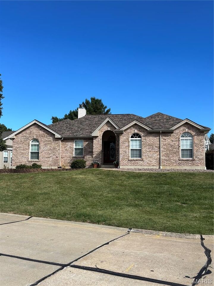 Property Photo:  4012 Kim Kelly Drive  MO 63304 
