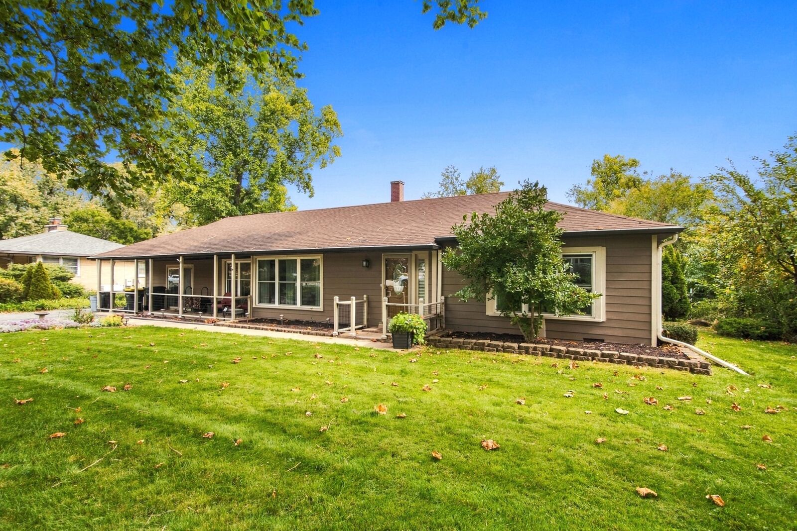 Property Photo:  2N061 Virginia Avenue  IL 60137 