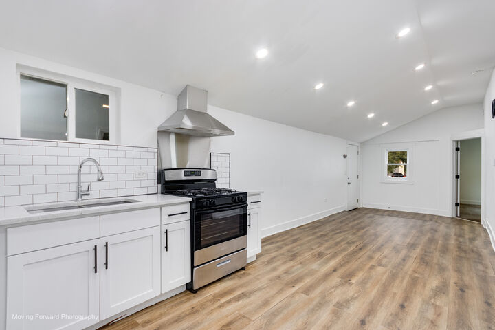 Property Photo: 1437 Superior Street IL 60505