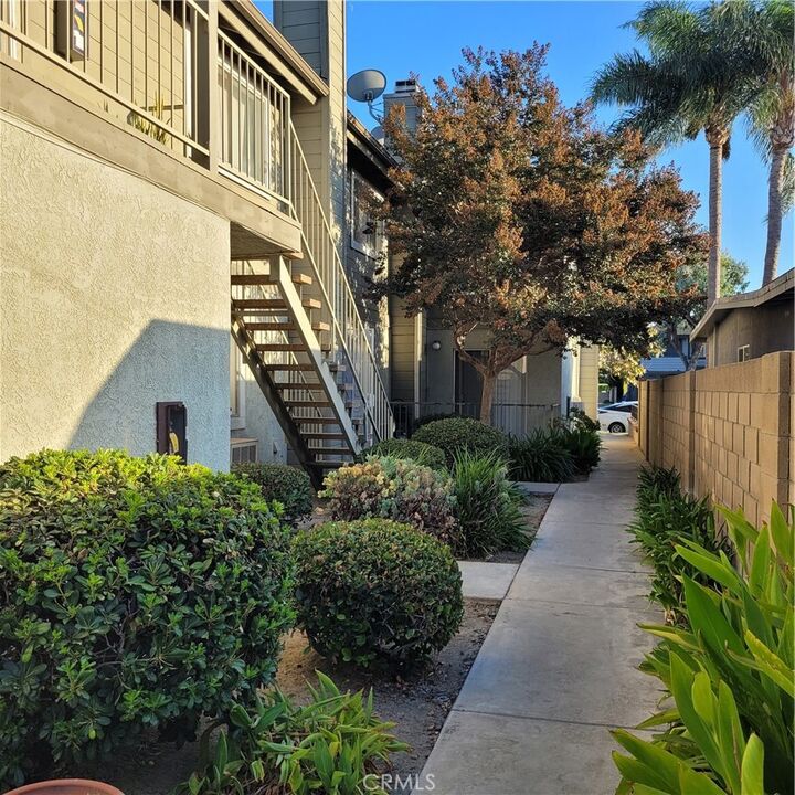 Property Photo:  4031 Howard 4037  CA 90720 