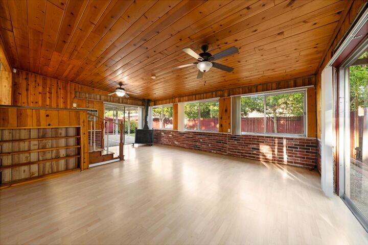 Property Photo: 5641 Johns Drive CA 95822