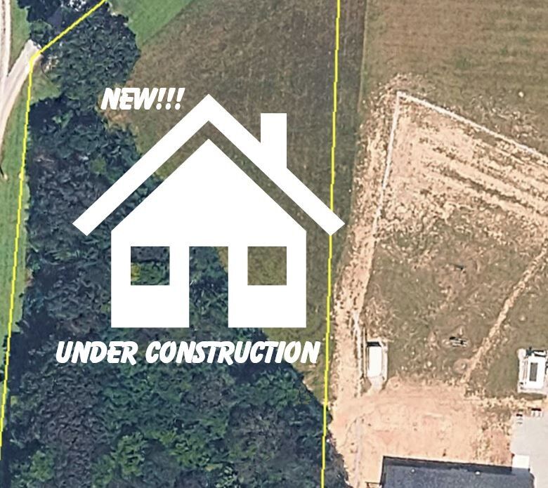 Property Photo: 831 Ovoca Lake Rd TN 37388