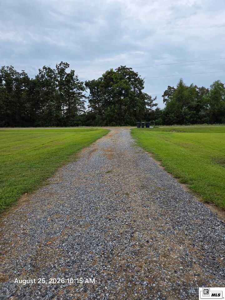 Property Photo: 426 Thomastown Road LA 71282