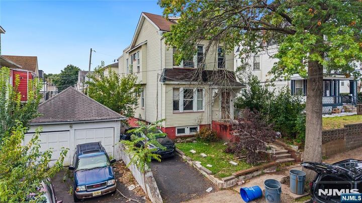 Property Photo:  10 Bock Avenue  NJ 07112 