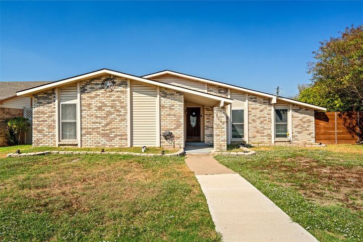 Property Photo:  5644 Twitty Street  TX 75056 