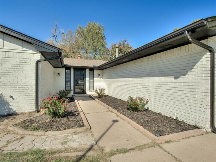 Property Photo:  6305 NW 31st Terrace  OK 73008 