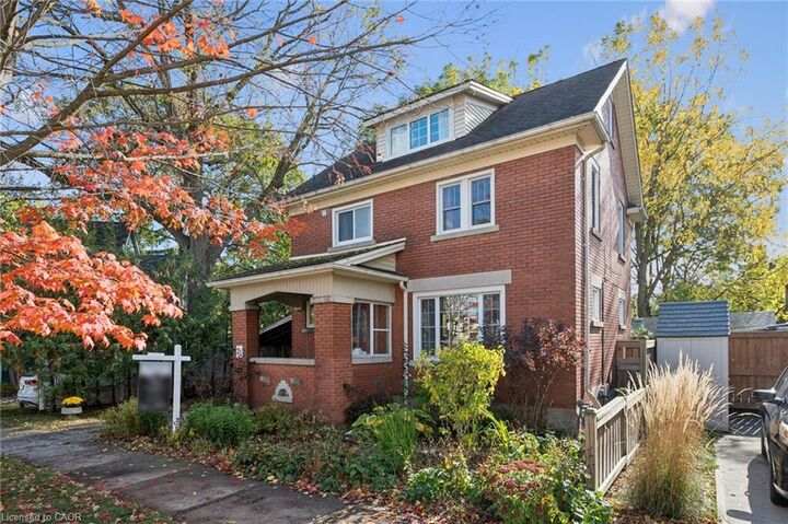 Property Photo:  21 Braun Street  ON N2H 3R2 
