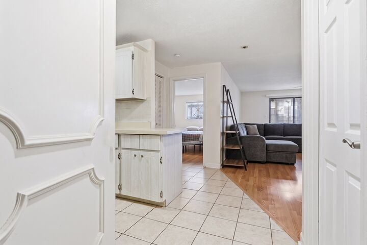 Property Photo: 6 Greenbriar Drive 104 MA 01864