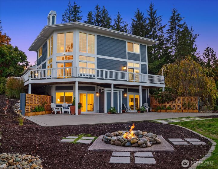 Property Photo:  342  Echo Ridge Way  WA 98282 