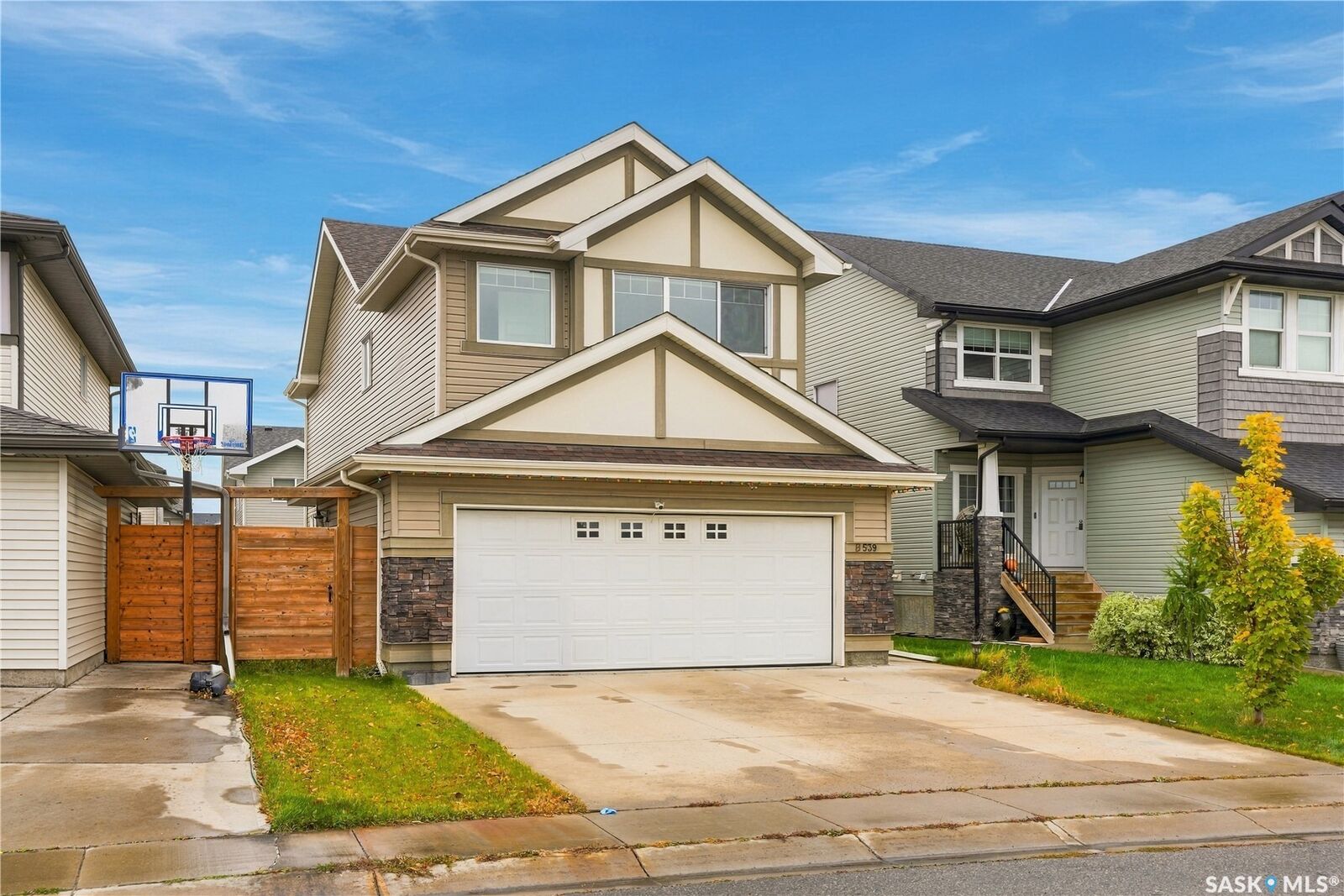 Property Photo:  539 Secord Manor  SK S7V 0M1 
