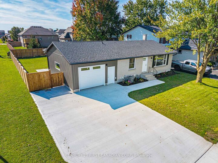 Property Photo: 135 Nicoline Avenue ON N0M 2J0