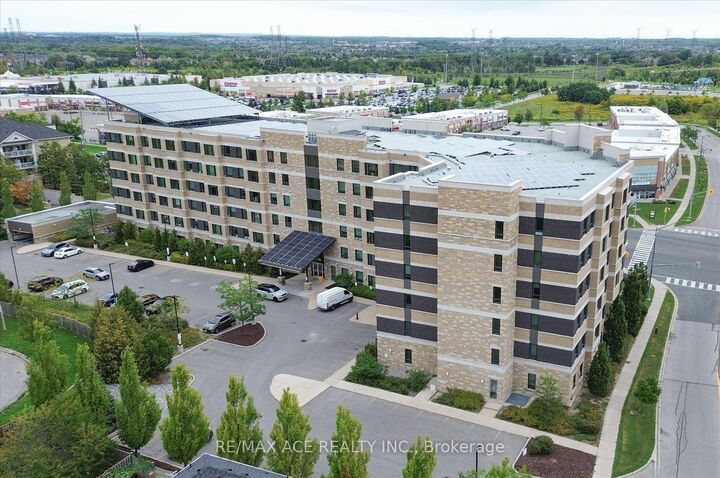 Property Photo:  7400 Markham Road 615  ON L3S 0C5 