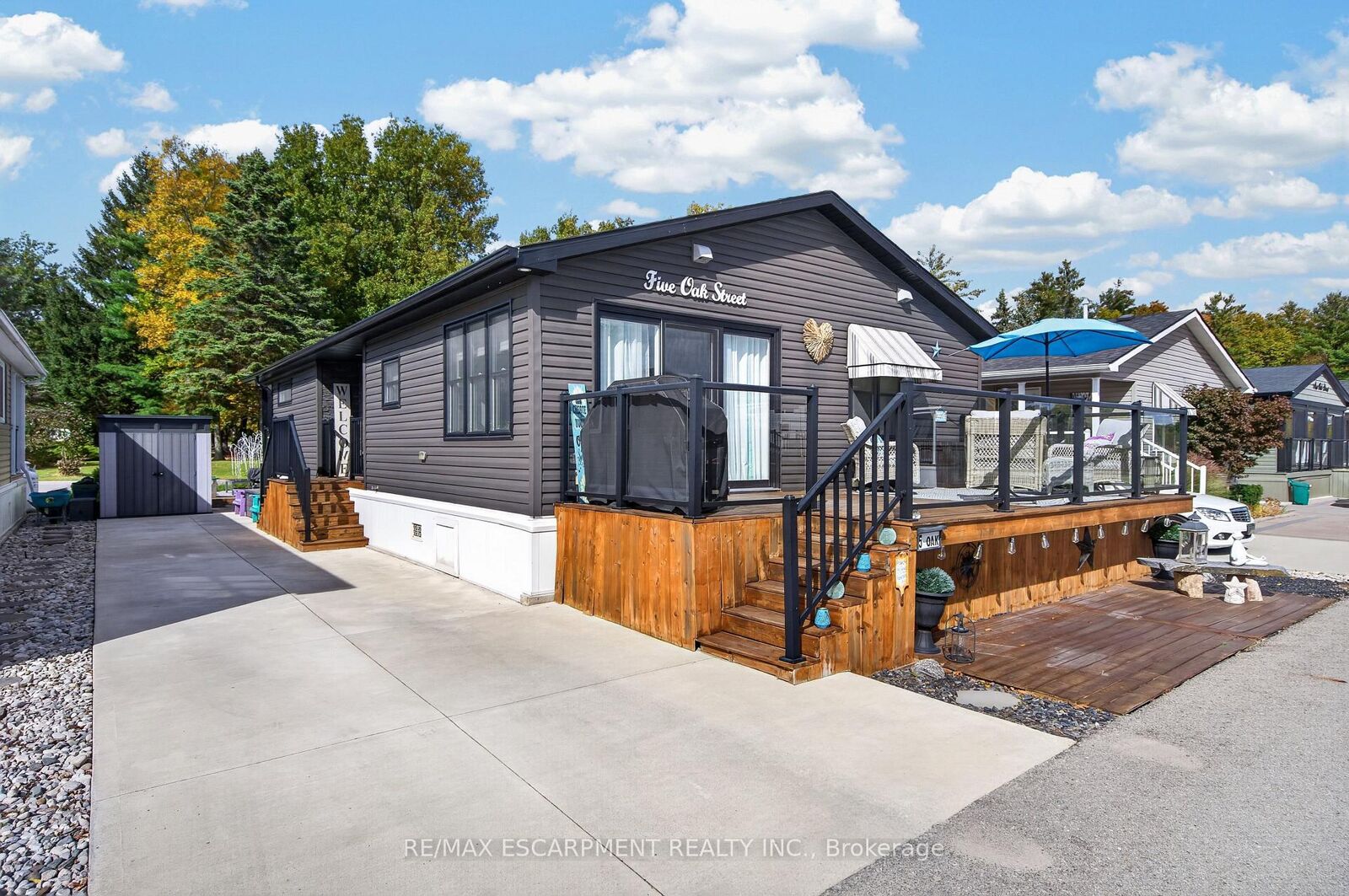 Property Photo:  4449 Milburough Line 5 Oak Street  ON L7P 0C5 